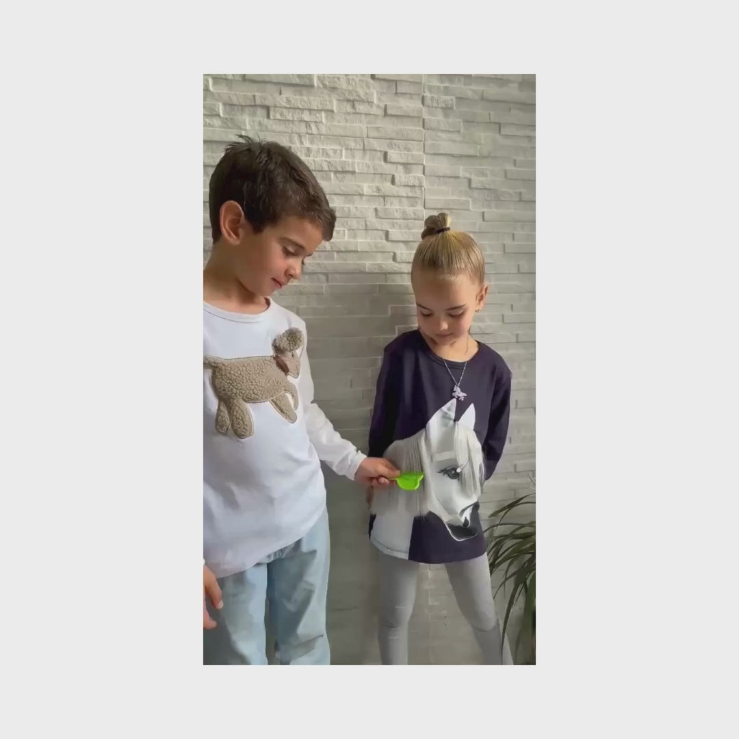 video of Hund Bobby Weiße Pulli T-Shirt